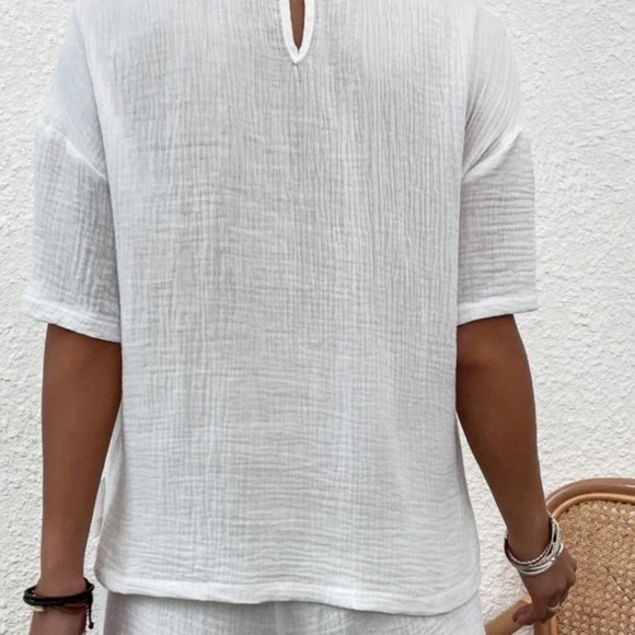 Lightweight linen-like breathable shorts & top outfit, never worn. ￼ - Picture 4 of 10